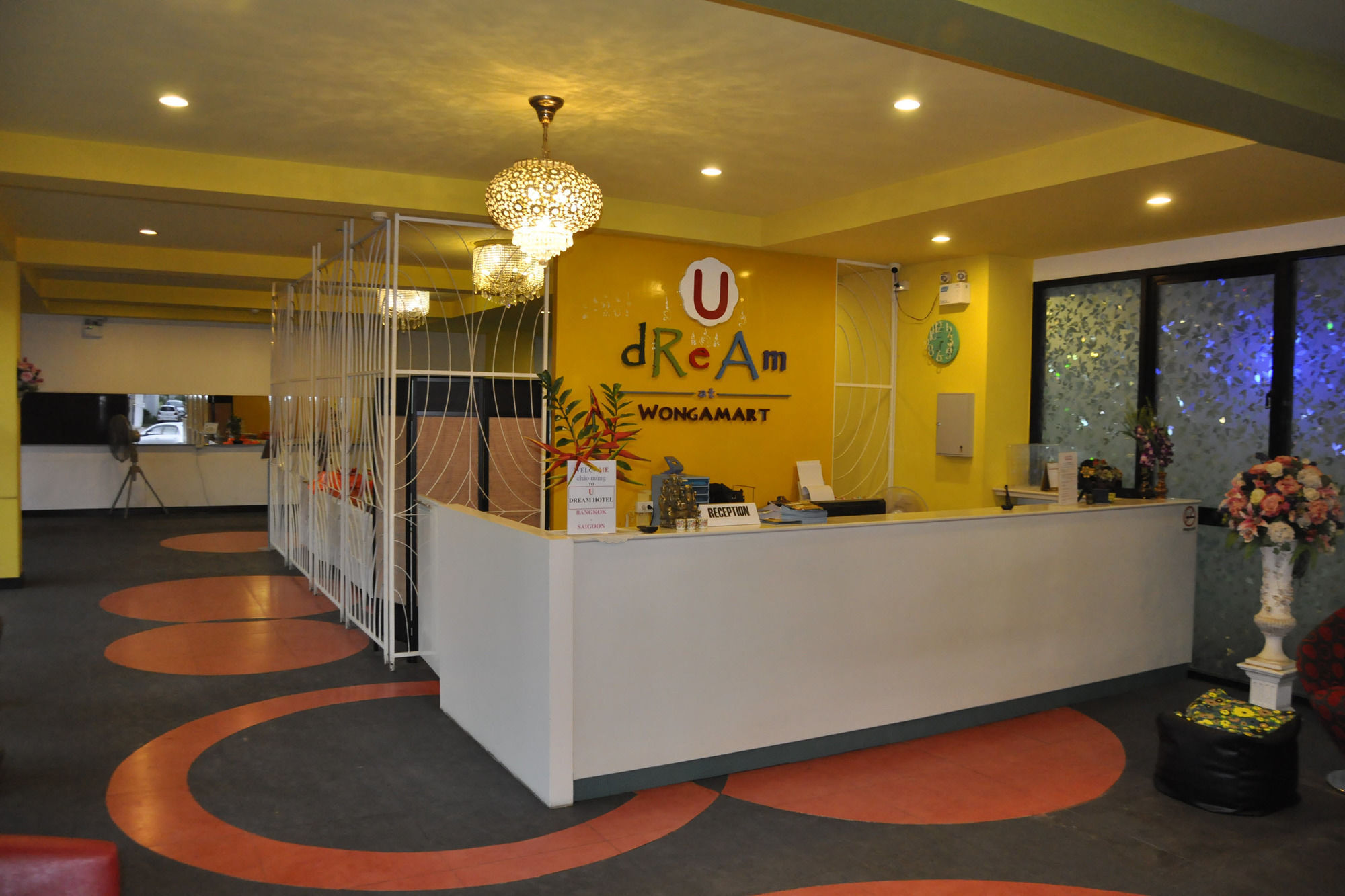 Oyo 75367 Ud Pattaya Hotel Landkreis Landkreis Bang Lamung Exterior foto
