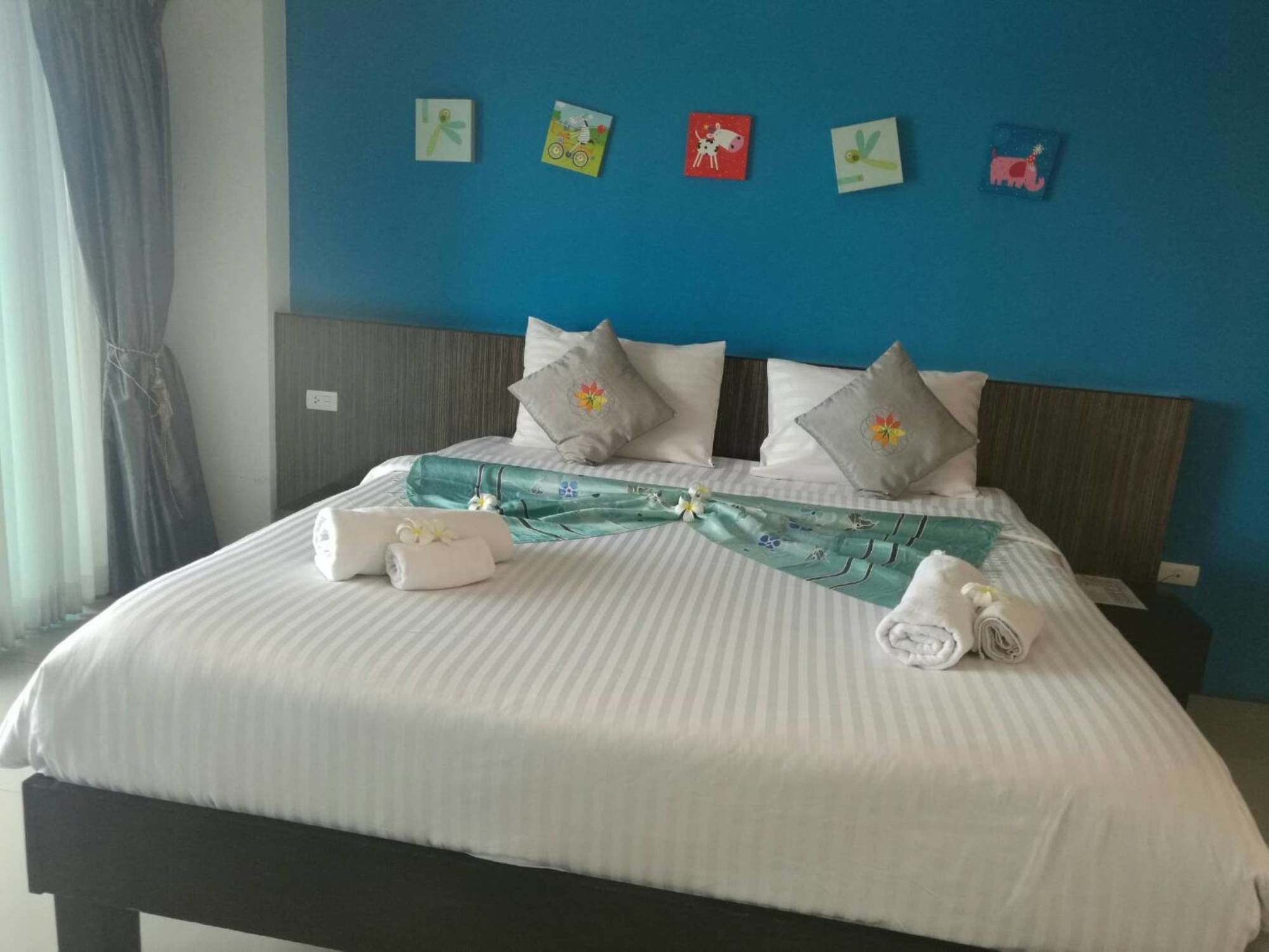 Oyo 75367 Ud Pattaya Hotel Landkreis Landkreis Bang Lamung Exterior foto