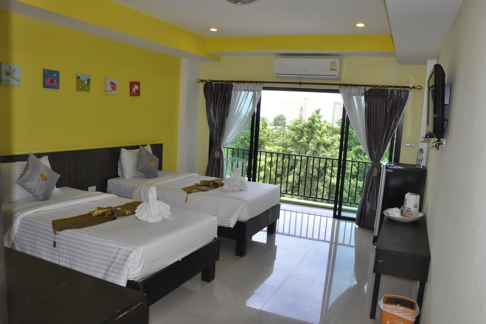 Oyo 75367 Ud Pattaya Hotel Landkreis Landkreis Bang Lamung Exterior foto