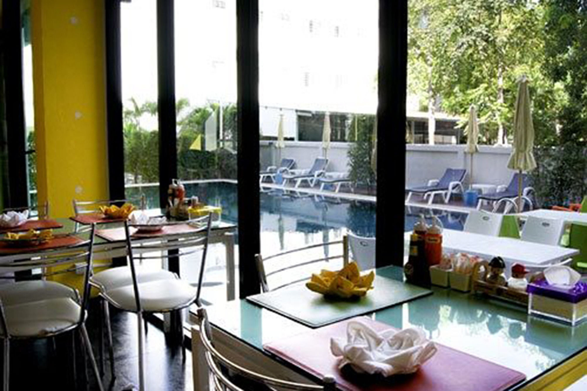 Oyo 75367 Ud Pattaya Hotel Landkreis Landkreis Bang Lamung Exterior foto